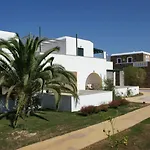Lägenhetshotell Ii 4*