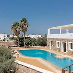 Lägenhetshotell Ii 4*