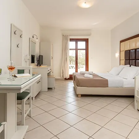 Ii アパートホテル Pláka