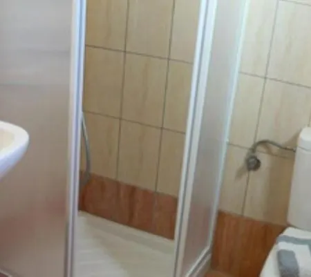 Ii Apartmanhotel 2*