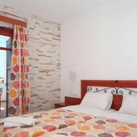 Aparthotel Ii 3*