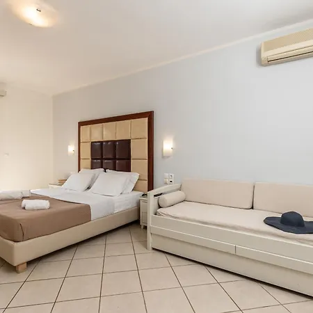 Aparthotel Ii