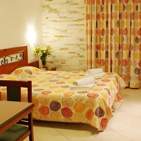 Ii Aparthotel 4*